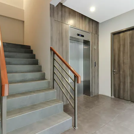 Reddoorz Plus Near Tebet-3